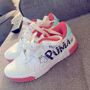 Puma Sneakers
